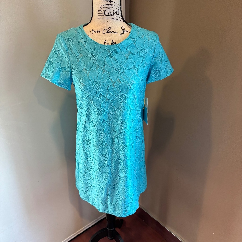 NWT CeCe by Cynthia Steffe Kayte lace overlay shift dress